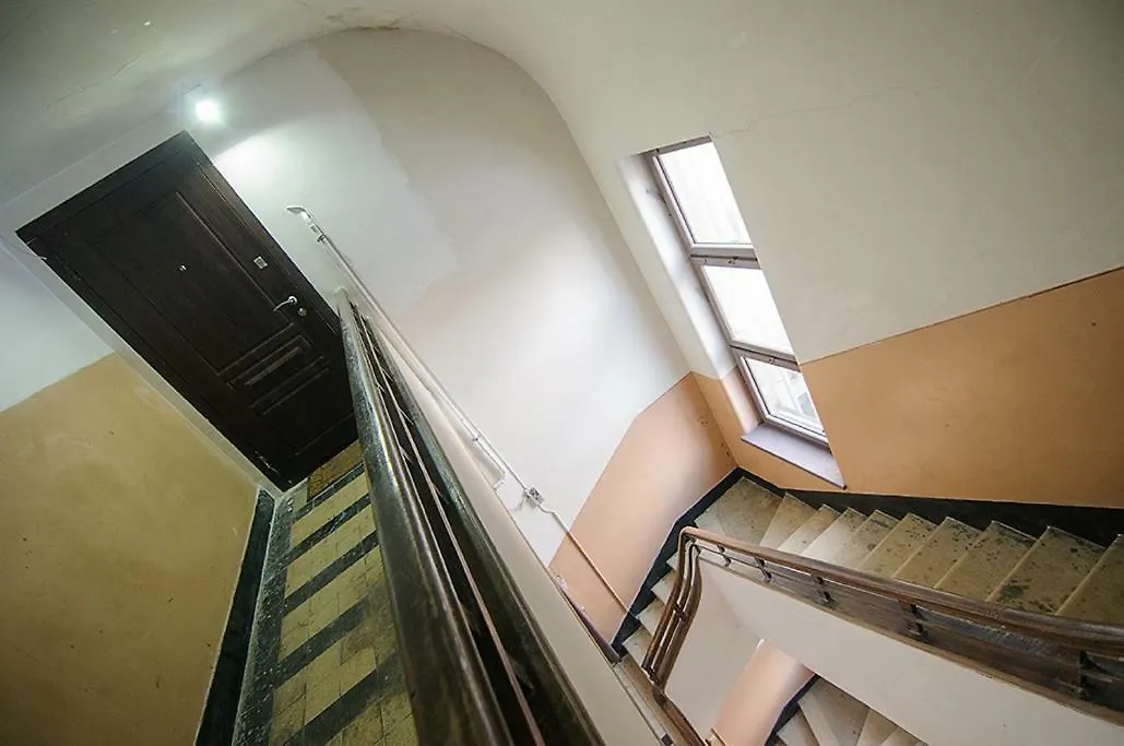 Central Studio Apartments 