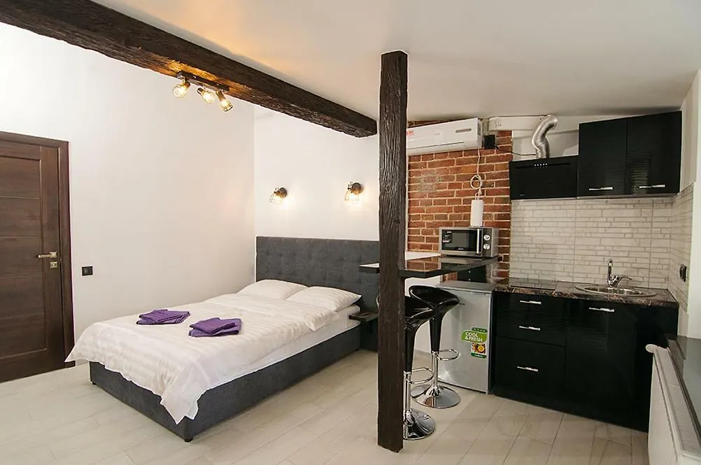 Central Studio Apartments 